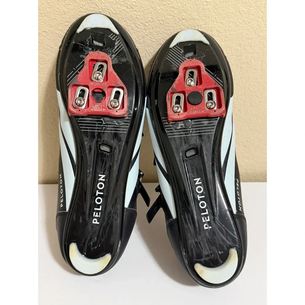 Peloton cycling shoes